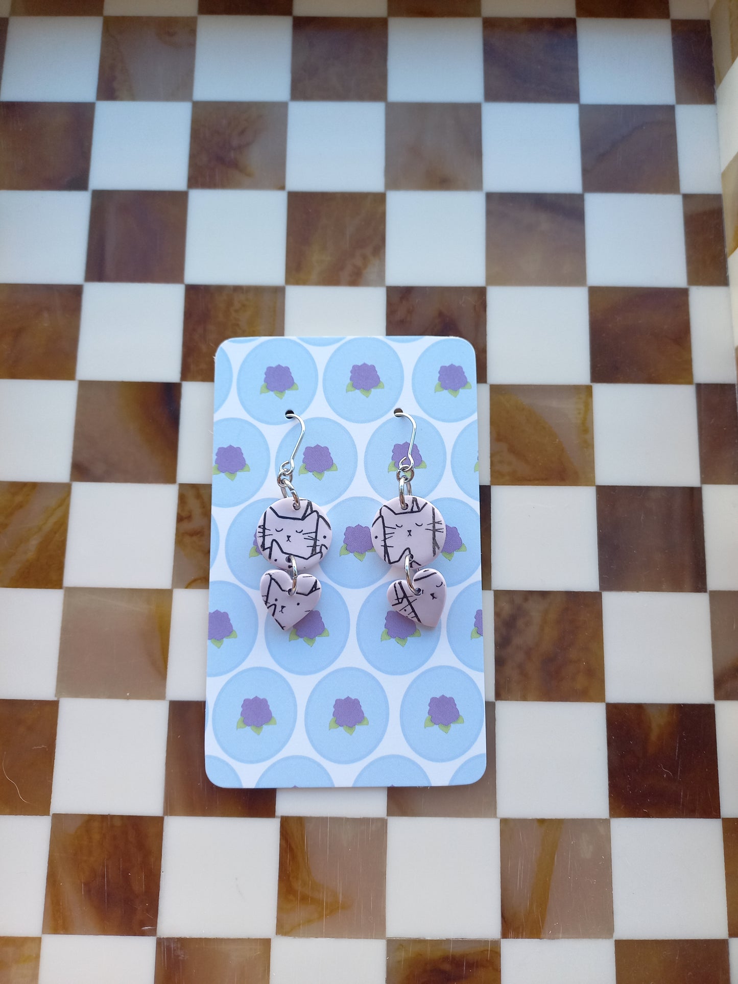 Circle & Heart Cat Earrings