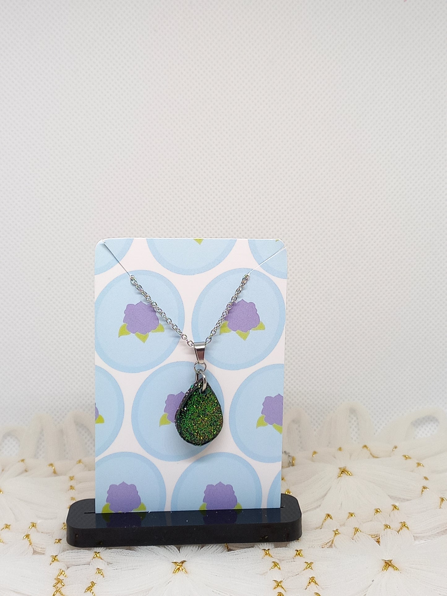 Green Glittery Teardrop Necklace | Sparkles Collection