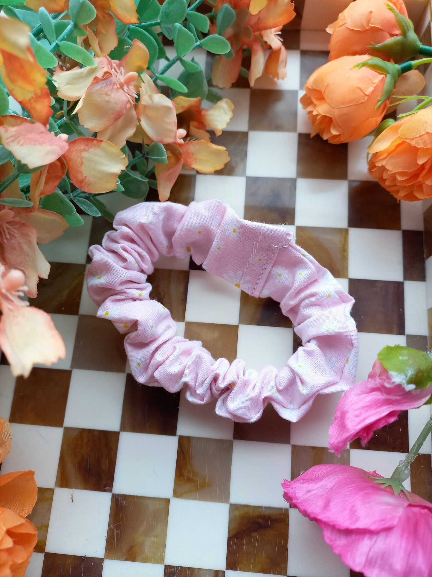 Pink Daisy Scrunchies